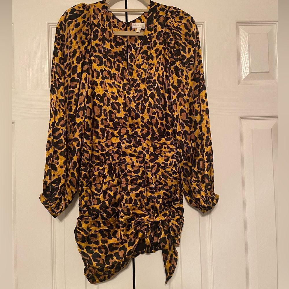 Ronny Kobo Giorgia Leopard Print Puffed Shoulder Faux
Wrap Dress Size XS